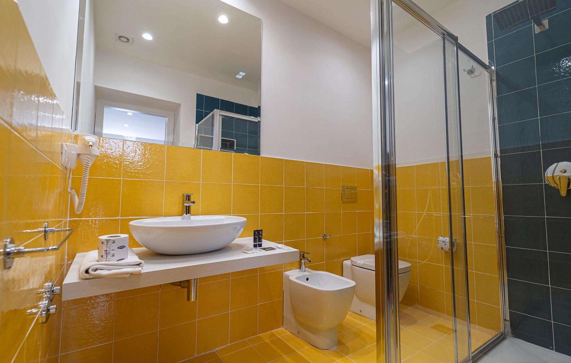Guest house Le 4 Stagioni Dante H Centro, By Clapa Group 2*