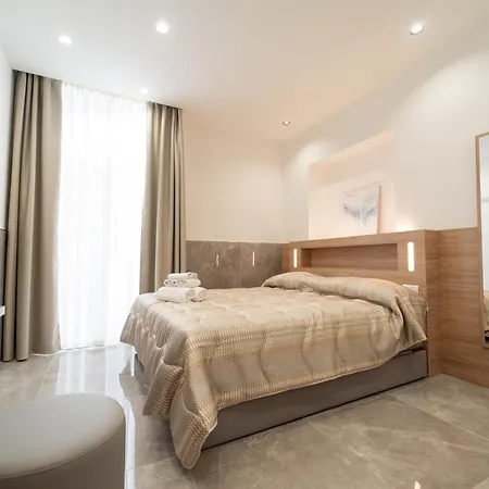 Le 4 Stagioni Dante H Napoli Centro, By Clapa Group Hotel Room photo