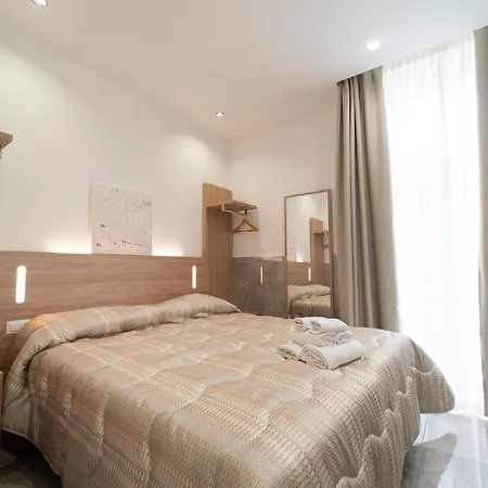 Le 4 Stagioni Dante H Napoli Centro, By Clapa Group Hotel Room photo