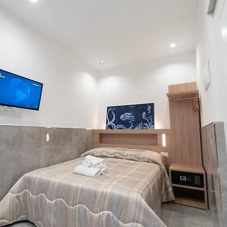 Le 4 Stagioni Dante H Napoli Centro, By Clapa Group Hotel Room photo
